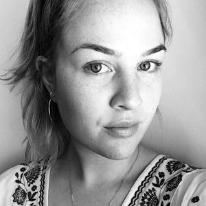 Meet your Posher, Sabina